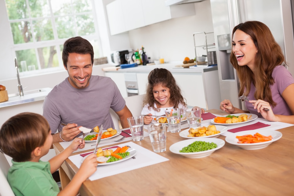 Bambini a casa: regole di convivenza per la famiglia