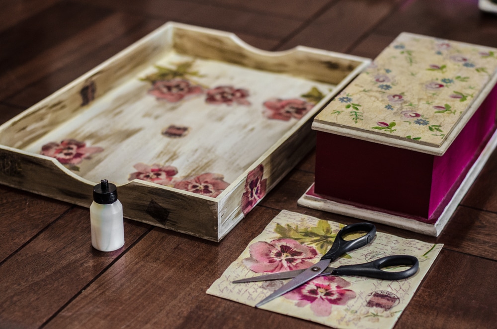 Come fare decoupage: i segreti per decorazioni perfette