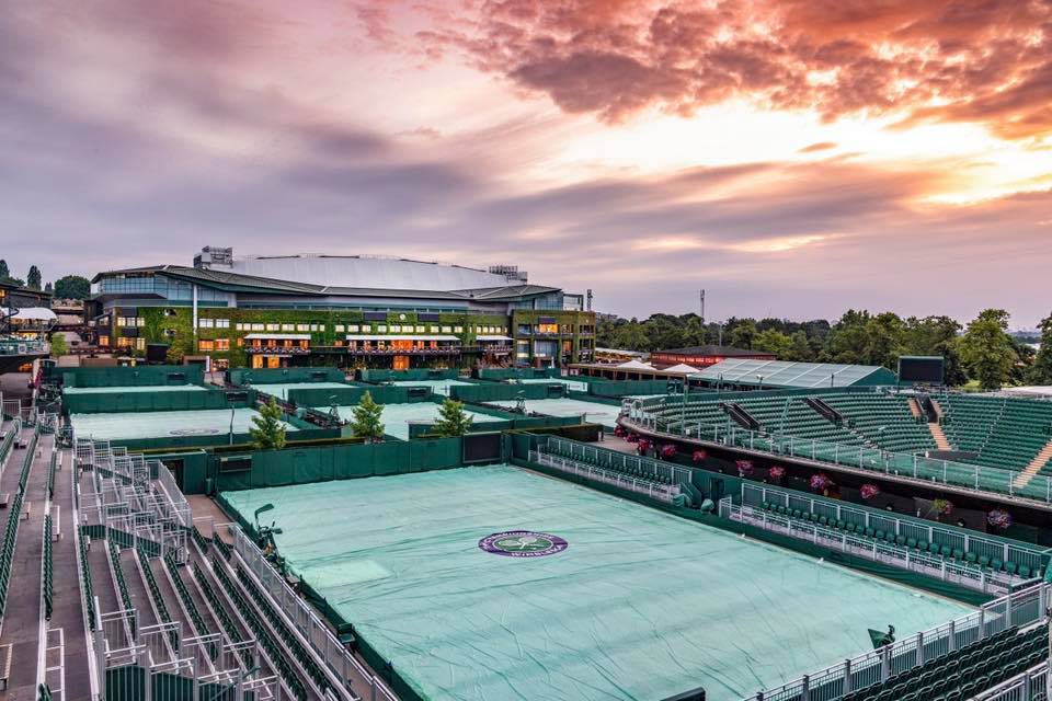Wimbledon va in rete contro il Coronavirus torneo annullato