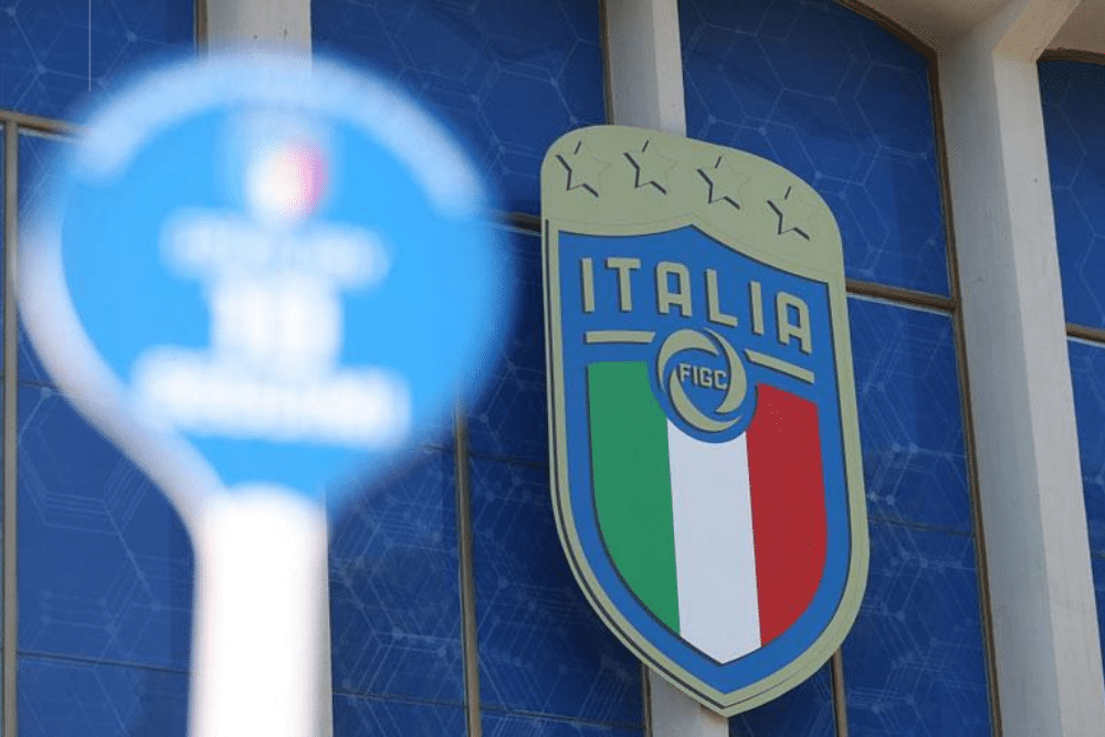FIGC si allinea al Dpcm e ferma il calcio fino al 14 giugno