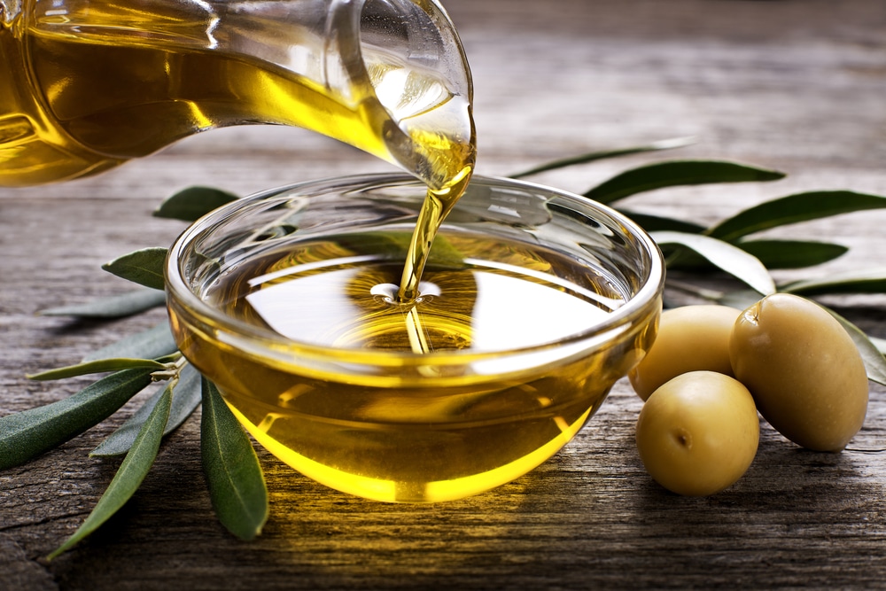 Olio d'oliva tutte le proprietà e i benefici per l'organismo