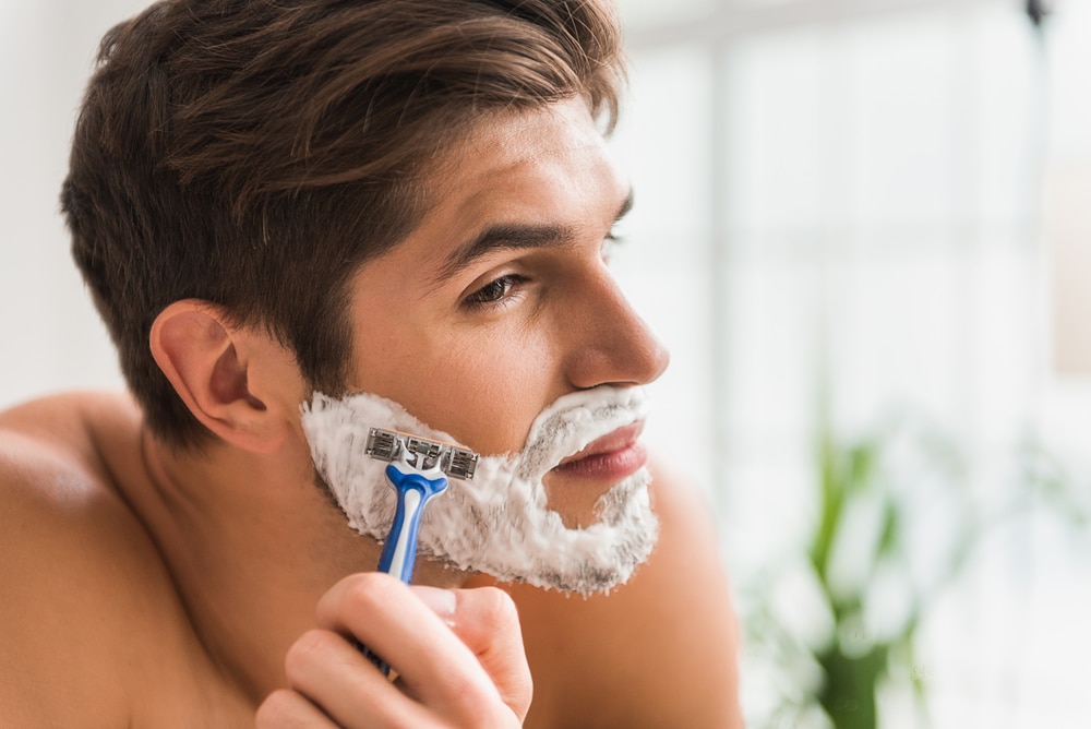 Rasatura perfetta meglio il gel o la schiuma da barba?