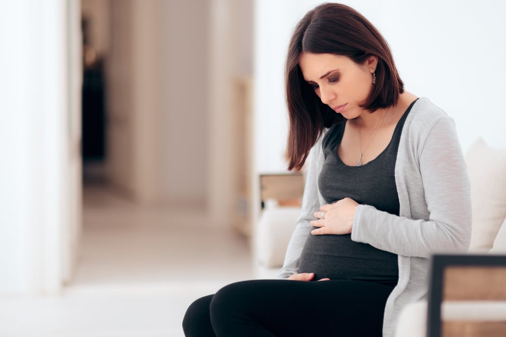 Reflusso in gravidanza cause, sintomi e come rimediare