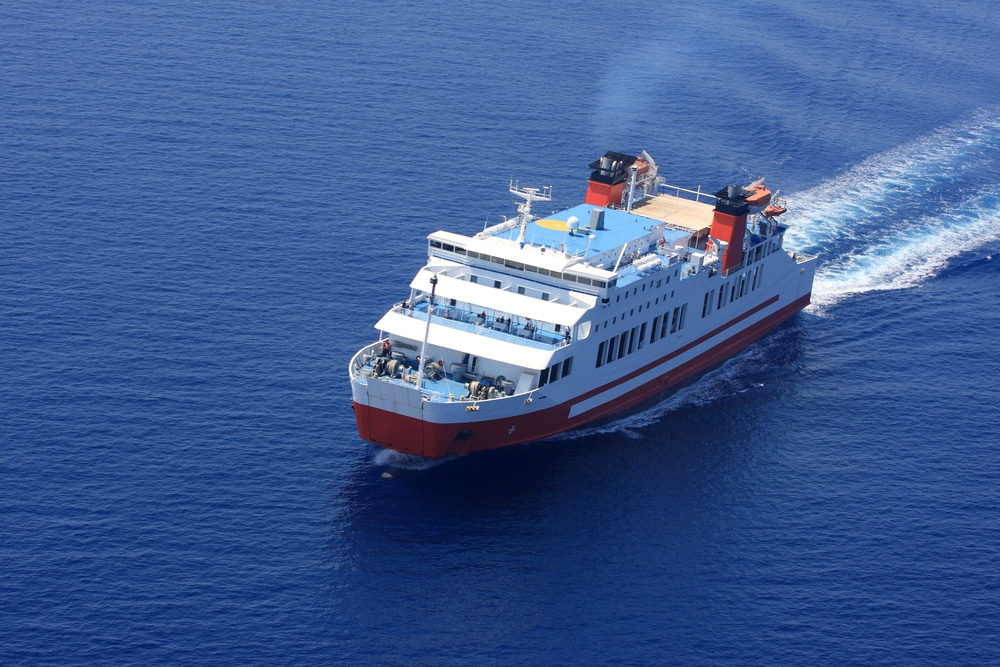 Traghetti prezzi e regole per viaggiare verso le isole