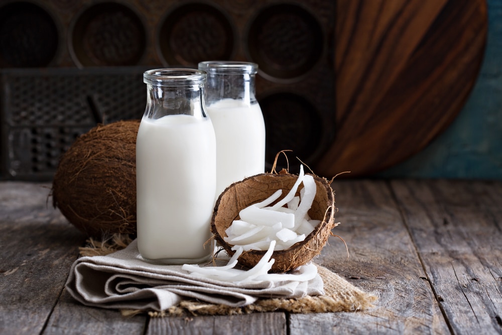 Latte di cocco tutte le proprietà di questa bevanda