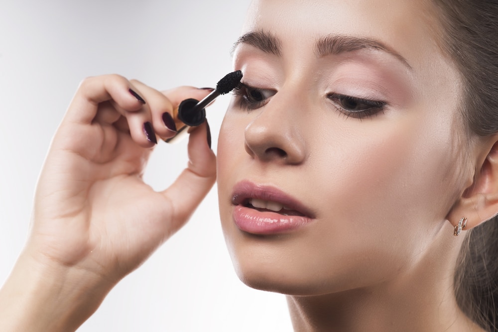 Mascara trasparente a cosa serve e come utilizzarlo