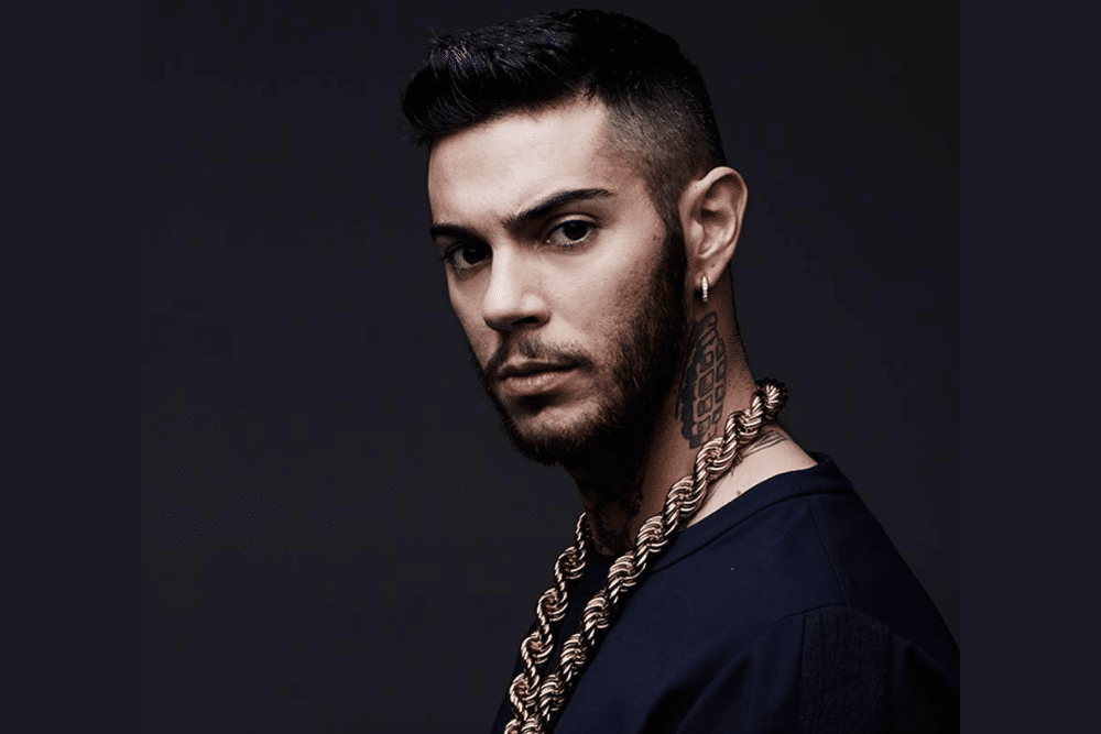 Emis Killa, l'ex fidanzata commenta la canzone su di lei 'Voglio i punti SIAE'