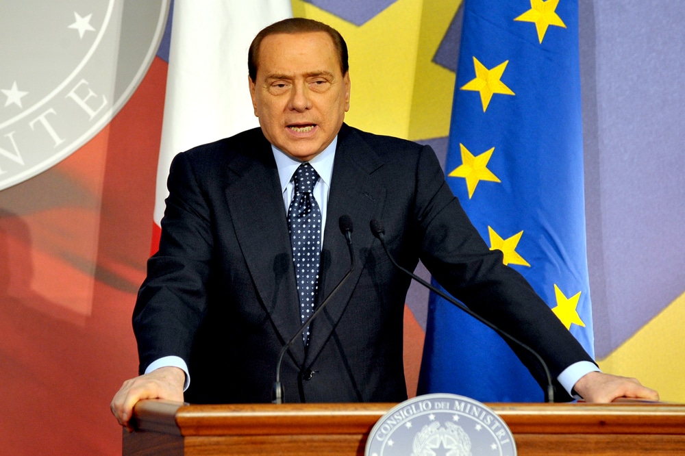 Silvio Berlusconi dimesso oggi dal San Raffaele i dettagli