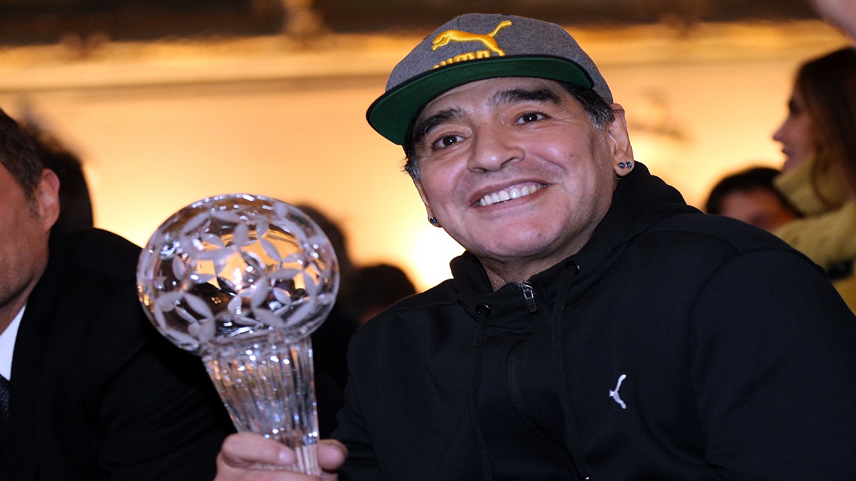 Maradona ricoverato in una clinica a La Plata