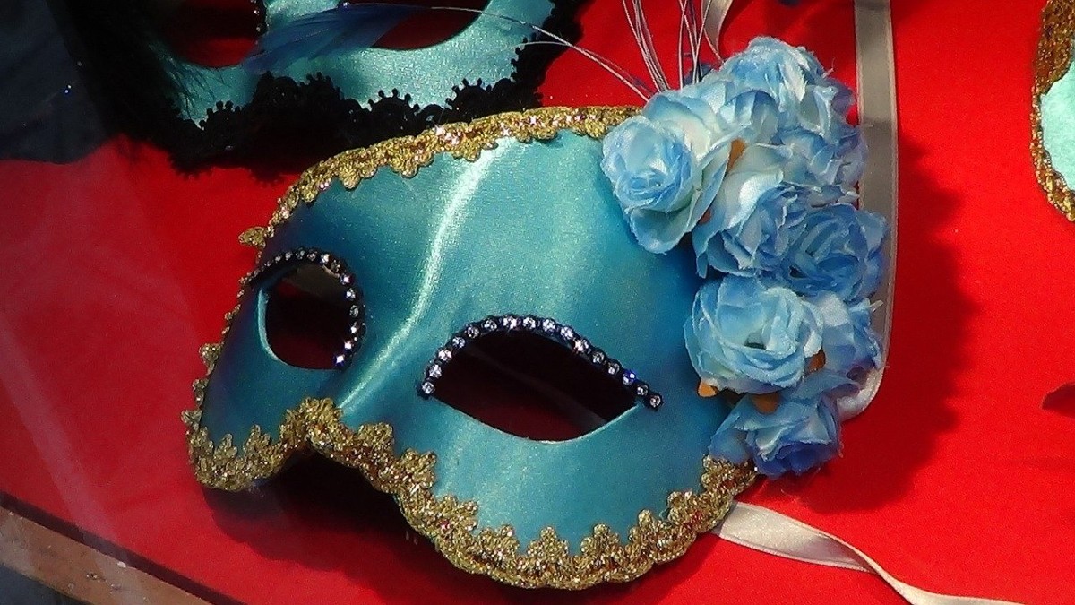 Costumi di Carnevale fai da te: idee per adulti e bambini
