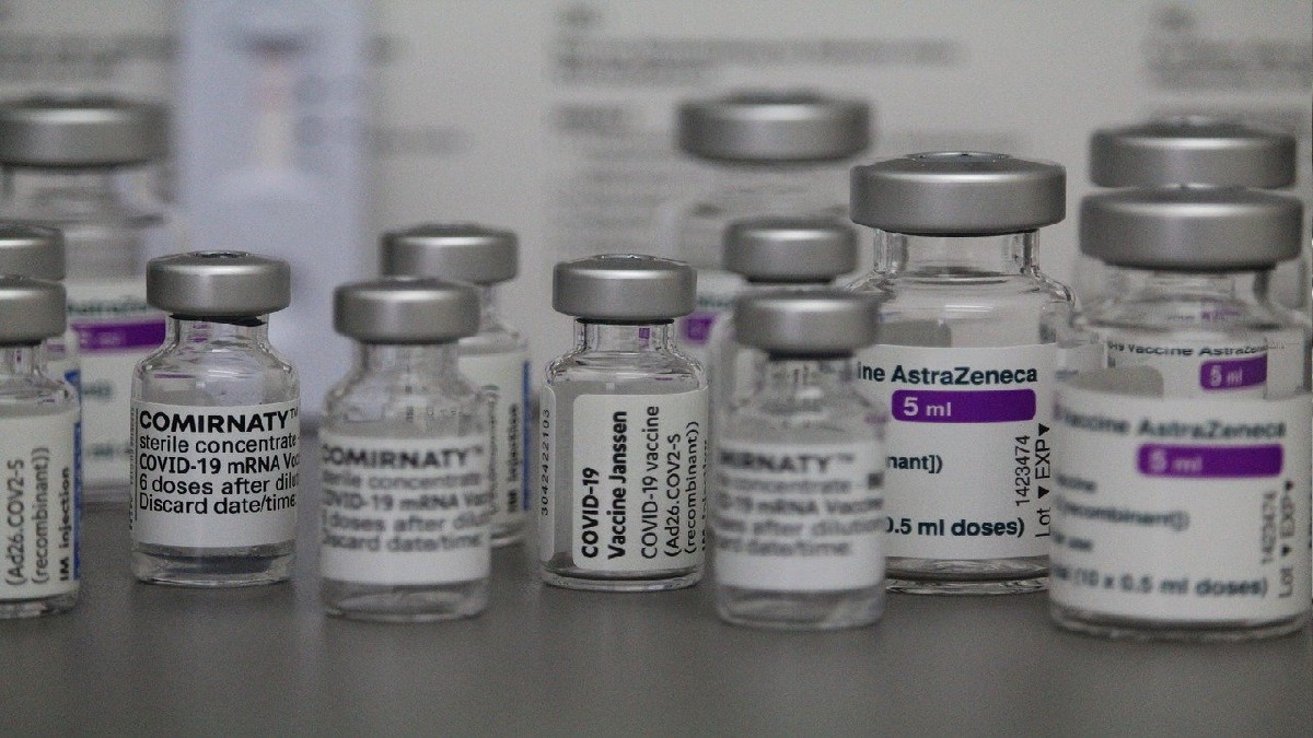 AstraZeneca: trovata una cura per trombosi da vaccino