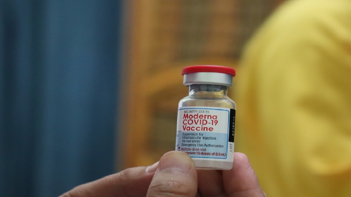 Covid, Moderna avvia sperimentazione vaccino anti-Omicron