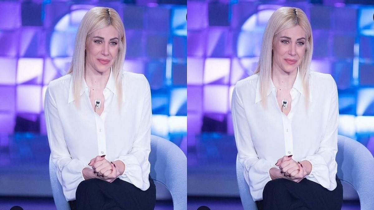 Paola Caruso in lacrime in tv per il figlio