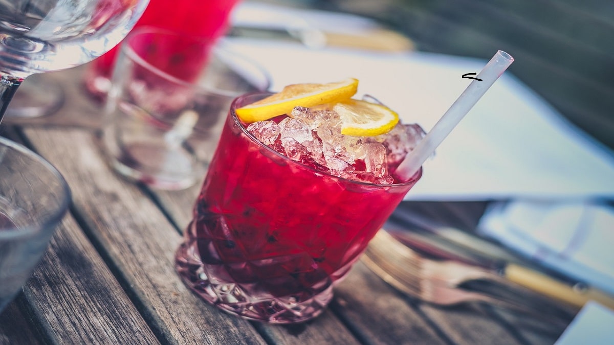 Cocktail: meglio senza ghiaccio per salvaguardare l'ambiente