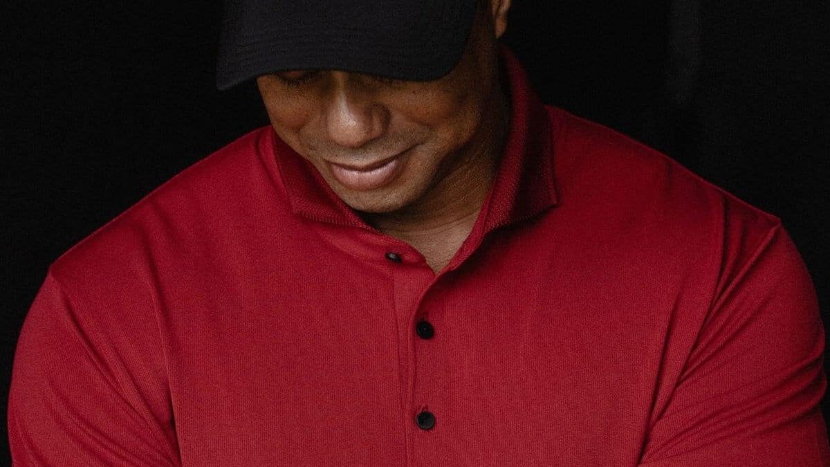 La maglia rossa di Tiger Woods