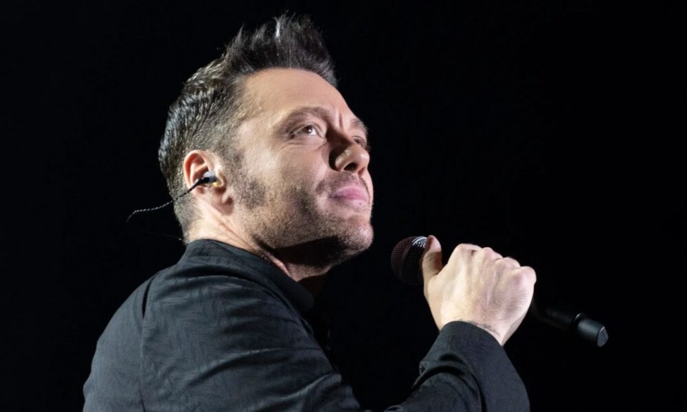 Tiziano Ferro ufficializza il divorzio con Victor Allen