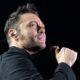 Tiziano Ferro ufficializza il divorzio con Victor Allen